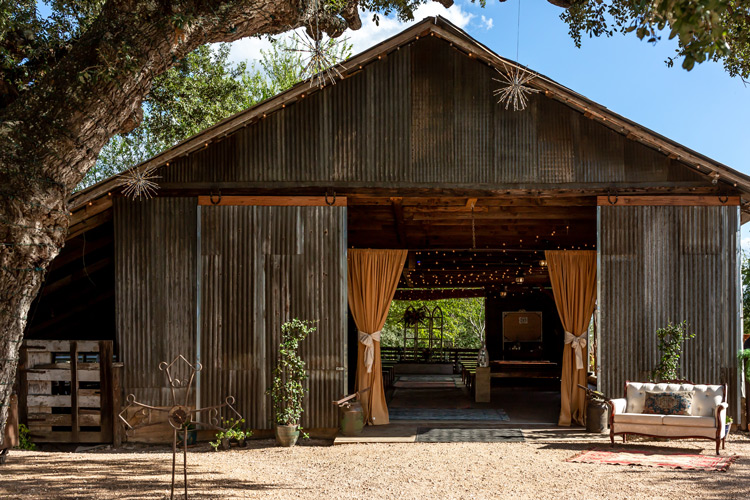 Styled shoot inside the rustic barn